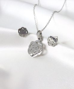 Ατσάλινο σετ κολιέ και σκουλαρίκια