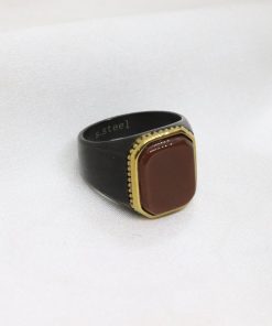 Ατσάλινο μαύρο δαχτυλίδι με ημιπολύτιμη πέτρα