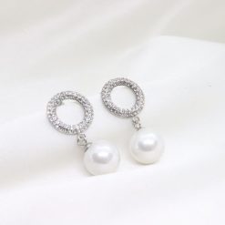 Circle Glow Pearls