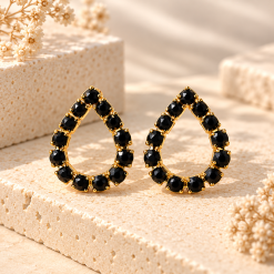 Noirella – Χειροποίητα Σκουλαρίκια με Μαύρα Swarovski