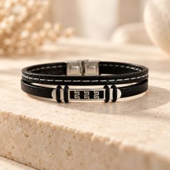Greek Key - Ανδρικό Δερμάτινο Βραχιόλι με Ατσάλινο Μαίανδρο